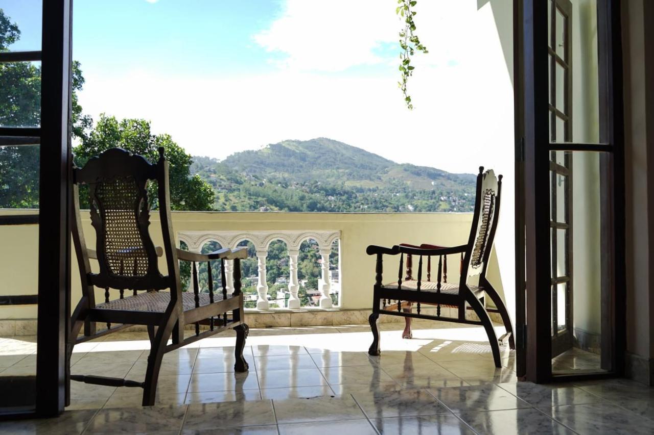 The Bbc Cheliyan Villa Kandy Exterior photo